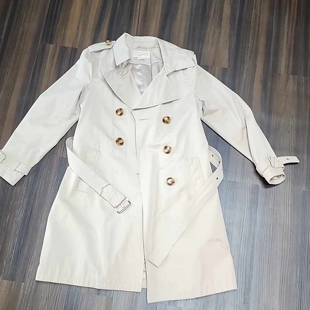 Micheal Kors - medium trench caot